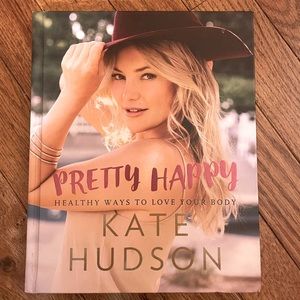 Pretty Happy Book by Kate Hudson 💕